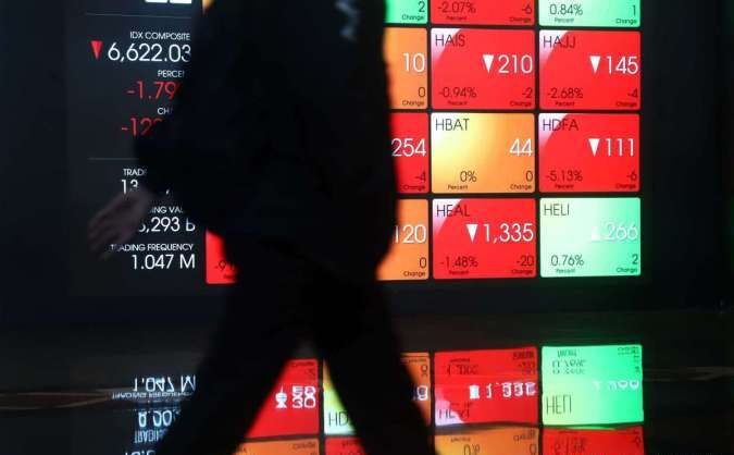 Saham ITMG dan JPFA Masuk IDX30 Periode Agustus–Oktober 2025, BBTN dan MAPI Tersingkir
