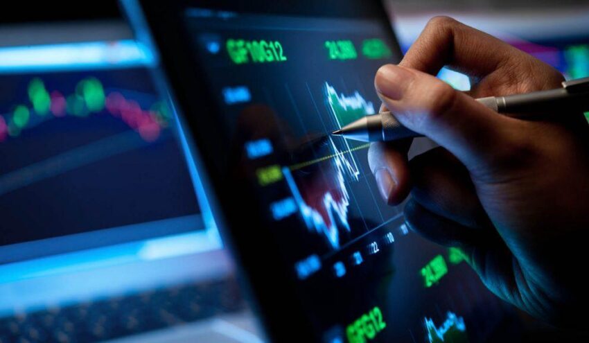 Rekomendasi Saham Hari Ini, Rabu 13 Agustus 2025: Fokus pada Sektor Teknologi dan Keuangan